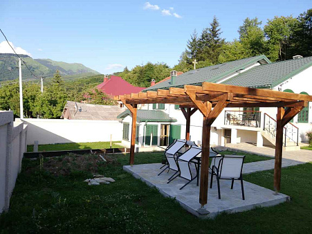 Dreistöckiges Haus in einem Bergparadies in Kolasin — photo 2